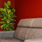 Tosa - Free Wifi, Air Conditioning & Private Parking *
