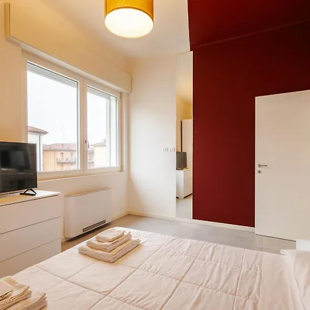 Apartamento Tosa - Free Wifi, Air Conditioning & Private Parking