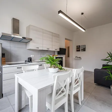 Lägenhet Tosa - Free Wifi, Air Conditioning & Private Parking Imola