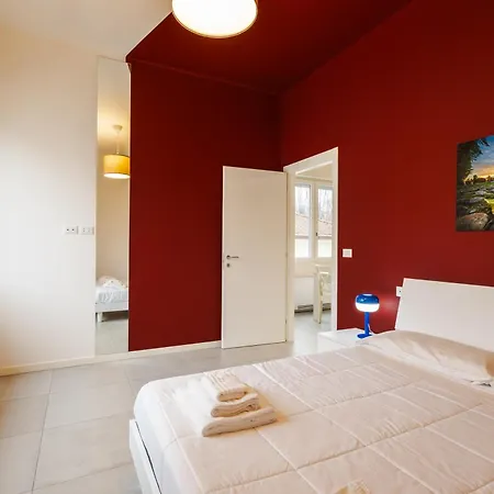 Apartmán Tosa - Free Wifi, Air Conditioning & Private Parking *