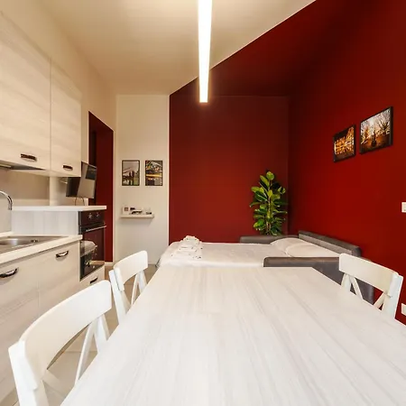 Tosa - Free Wifi, Air Conditioning & Private Parking Imola