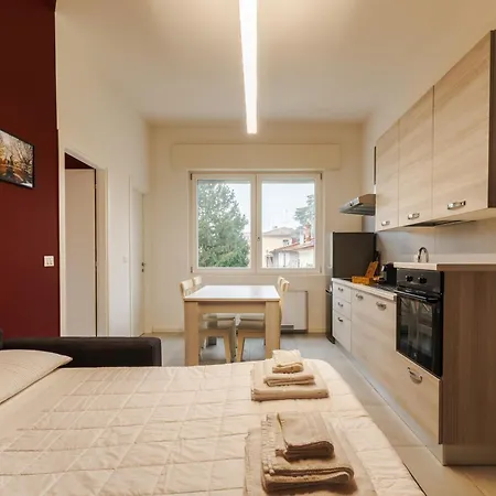 Tosa - Free Wifi, Air Conditioning & Private Parking Imola