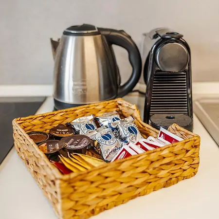 Apartmán Tosa - Free Wifi, Air Conditioning & Private Parking Imola