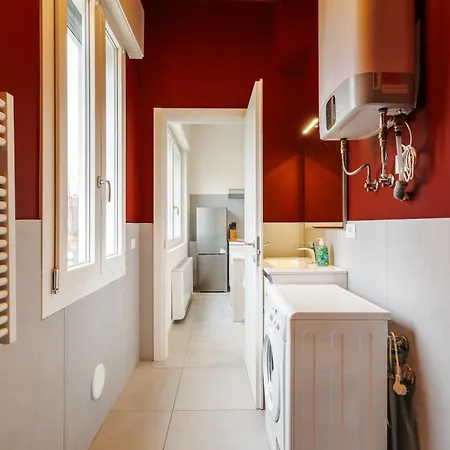 Daire Tosa - Free Wifi, Air Conditioning & Private Parking