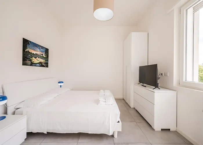 Tosa - Free Wifi, Air Conditioning & Private Parking Apartman *