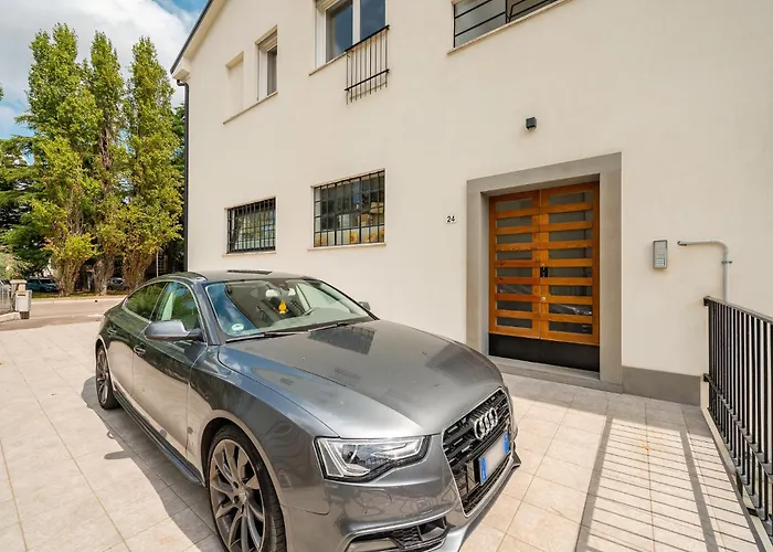 Apartman Tosa - Free Wifi, Air Conditioning & Private Parking