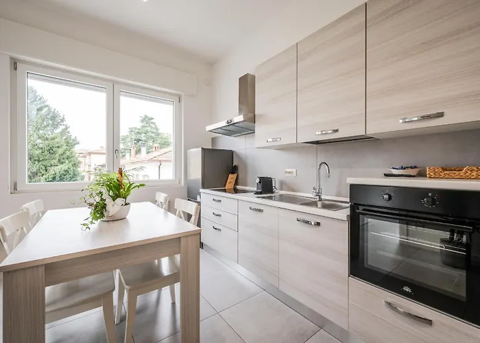 Apartamento Tosa - Free Wifi, Air Conditioning & Private Parking