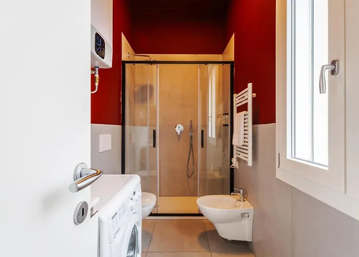 Tosa - Free Wifi, Air Conditioning & Private Parking Apartman