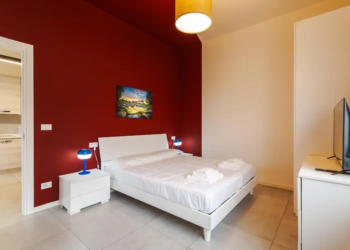 Tosa - Free Wifi, Air Conditioning & Private Parking Apartman Imola