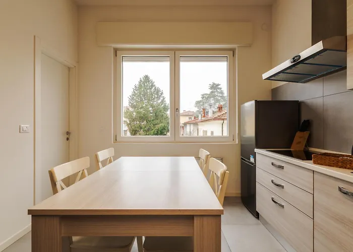 Tosa - Free Wifi, Air Conditioning & Private Parking * Imola