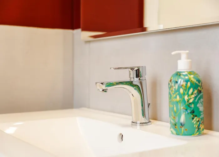 Tosa - Free Wifi, Air Conditioning & Private Parking Apartman Imola